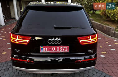 Внедорожник / Кроссовер Audi Q7 2018 в 