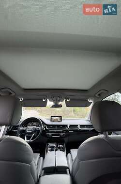 Внедорожник / Кроссовер Audi Q7 2019 в 