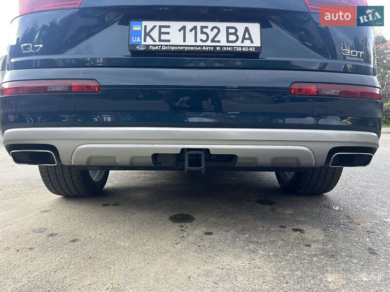 Позашляховик / Кросовер Audi Q7 2018 в Дніпрі