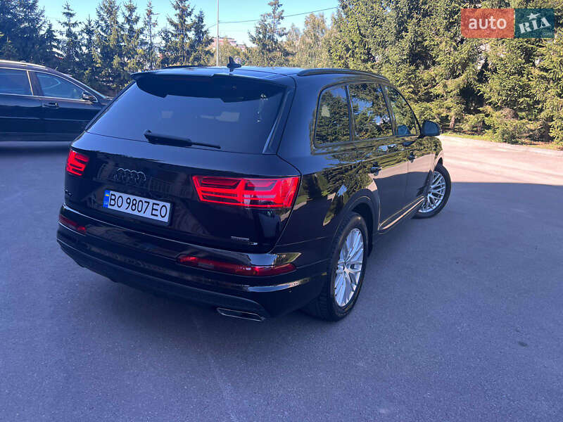 Внедорожник / Кроссовер Audi Q7 2017 в Тернополе