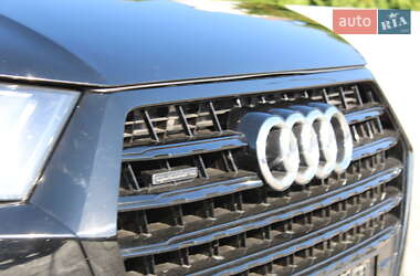 Внедорожник / Кроссовер Audi Q7 2018 в 