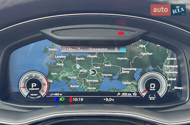 Позашляховик / Кросовер Audi Q7 2021 в 