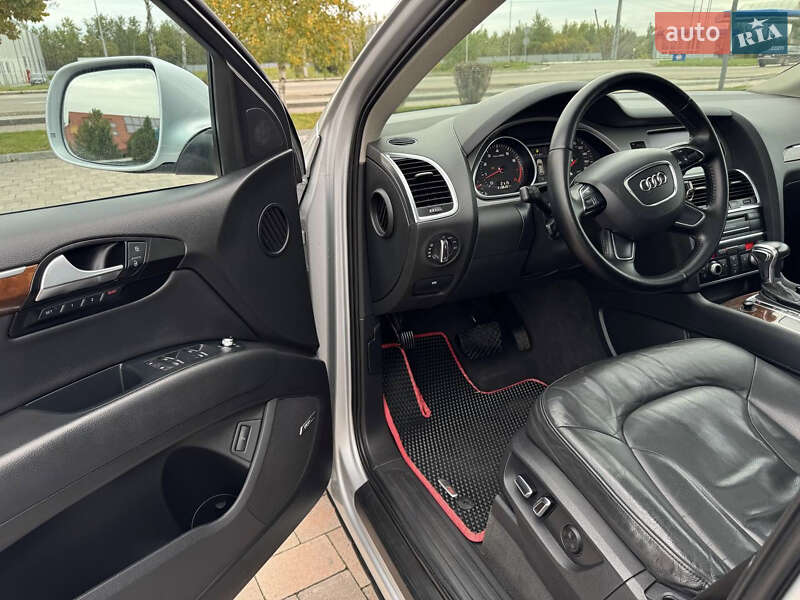 Позашляховик / Кросовер Audi Q7 2011 в Івано-Франківську