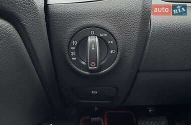 Позашляховик / Кросовер Audi Q7 2011 в 
