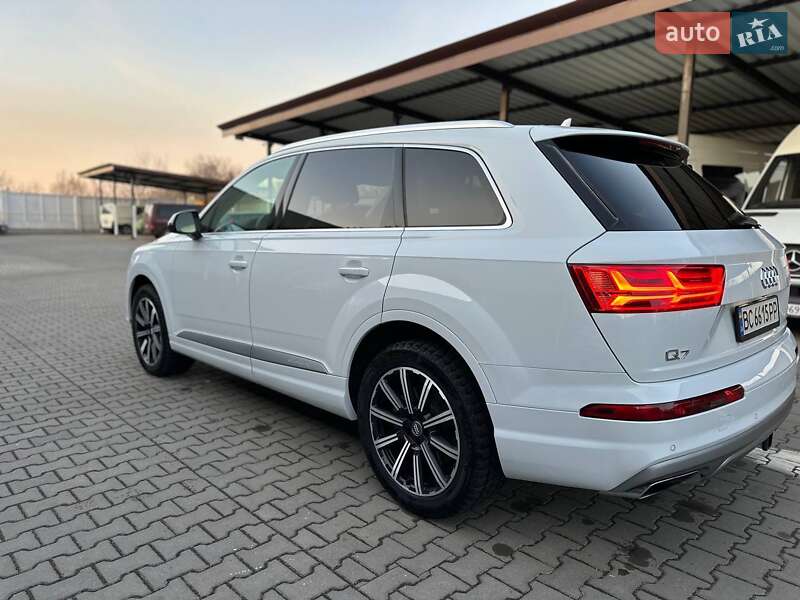 Внедорожник / Кроссовер Audi Q7 2016 в Львове