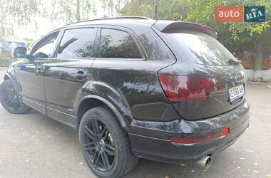 Позашляховик / Кросовер Audi Q7 2008 в 