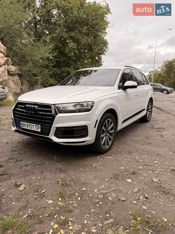 Внедорожник / Кроссовер Audi Q7 2016 в Одессе фото 8 Внедорожник / Кроссовер Audi Q7 2016 в Одессе