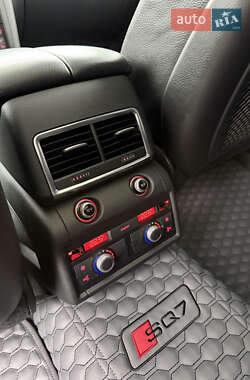 Позашляховик / Кросовер Audi Q7 2008 в 