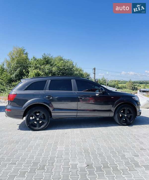Позашляховик / Кросовер Audi Q7 2014 в Львові