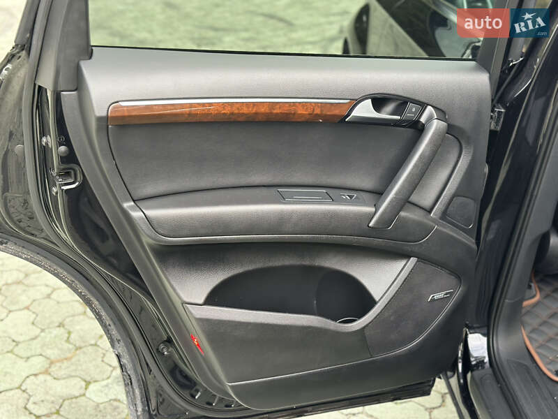Внедорожник / Кроссовер Audi Q7 2012 в Львове