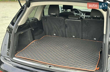 Позашляховик / Кросовер Audi Q7 2012 в 