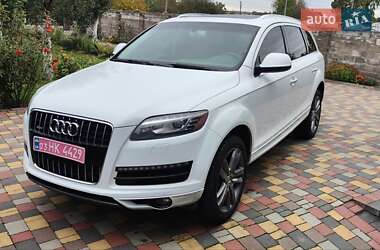 Позашляховик / Кросовер Audi Q7 2015 в 