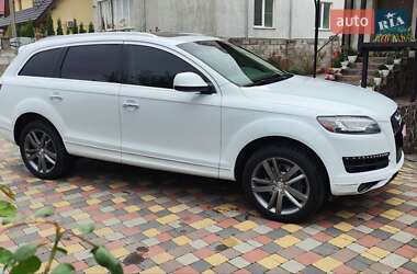 Позашляховик / Кросовер Audi Q7 2015 в 