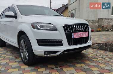 Позашляховик / Кросовер Audi Q7 2015 в 