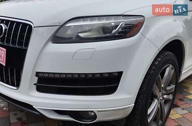 Позашляховик / Кросовер Audi Q7 2015 в 