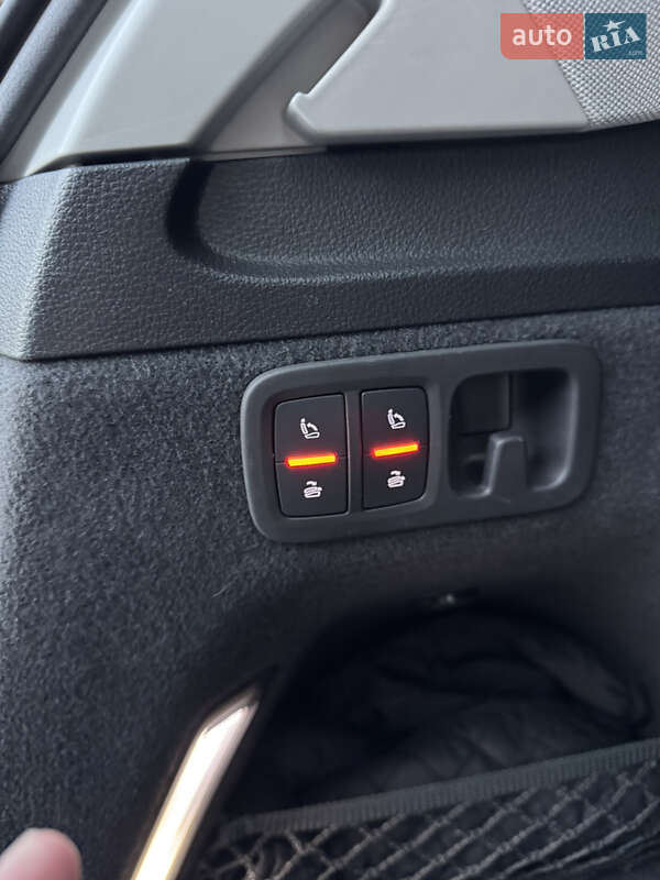 Внедорожник / Кроссовер Audi Q7 2022 в Львове фото 34 Внедорожник / Кроссовер Audi Q7 2022 в Львове