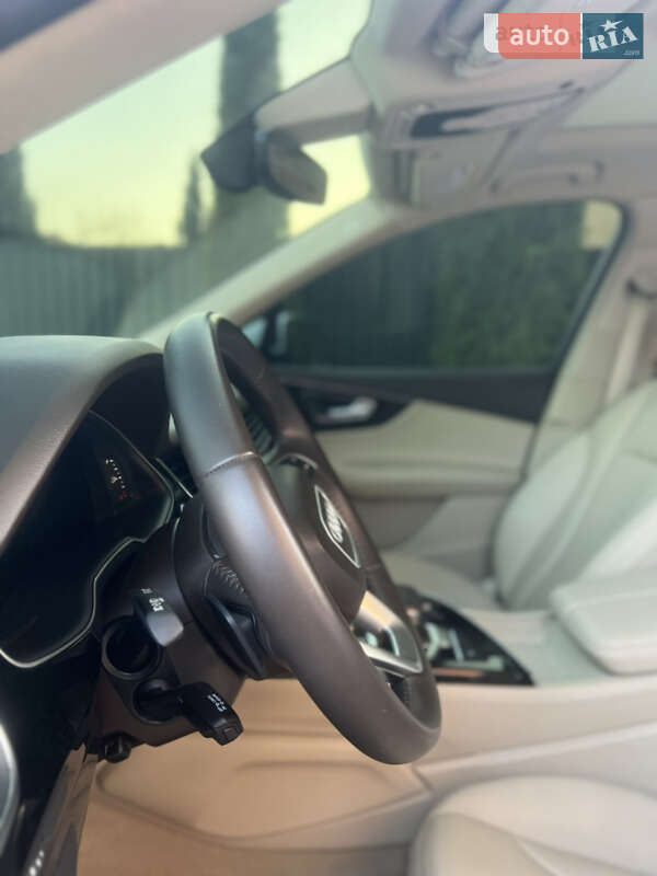 Внедорожник / Кроссовер Audi Q7 2019 в Мукачево