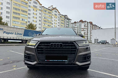 Позашляховик / Кросовер Audi Q7 2016 в Івано-Франківську