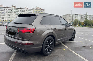 Позашляховик / Кросовер Audi Q7 2016 в Івано-Франківську