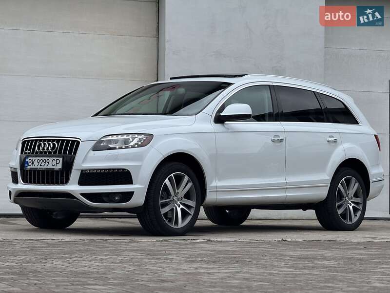 Внедорожник / Кроссовер Audi Q7 2015 в Сарнах