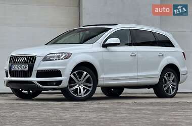 Позашляховик / Кросовер Audi Q7 2015 в 