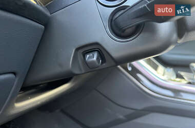 Позашляховик / Кросовер Audi Q7 2020 в 