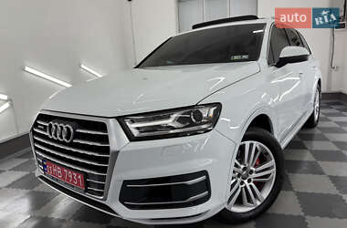 Внедорожник / Кроссовер Audi Q7 2018 в 