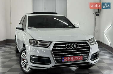Внедорожник / Кроссовер Audi Q7 2018 в 