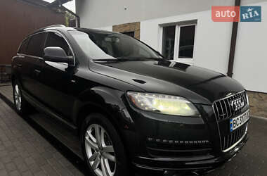 Позашляховик / Кросовер Audi Q7 2010 в 