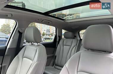 Позашляховик / Кросовер Audi Q7 2020 в 