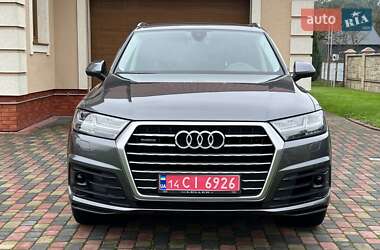 Внедорожник / Кроссовер Audi Q7 2019 в 