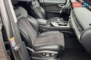 Внедорожник / Кроссовер Audi Q7 2019 в 