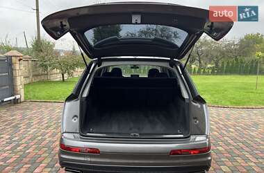 Внедорожник / Кроссовер Audi Q7 2019 в 
