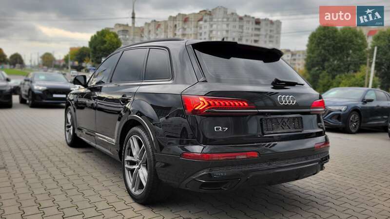 Позашляховик / Кросовер Audi Q7 2023 в Хмельницькому