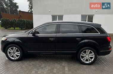 Позашляховик / Кросовер Audi Q7 2010 в 