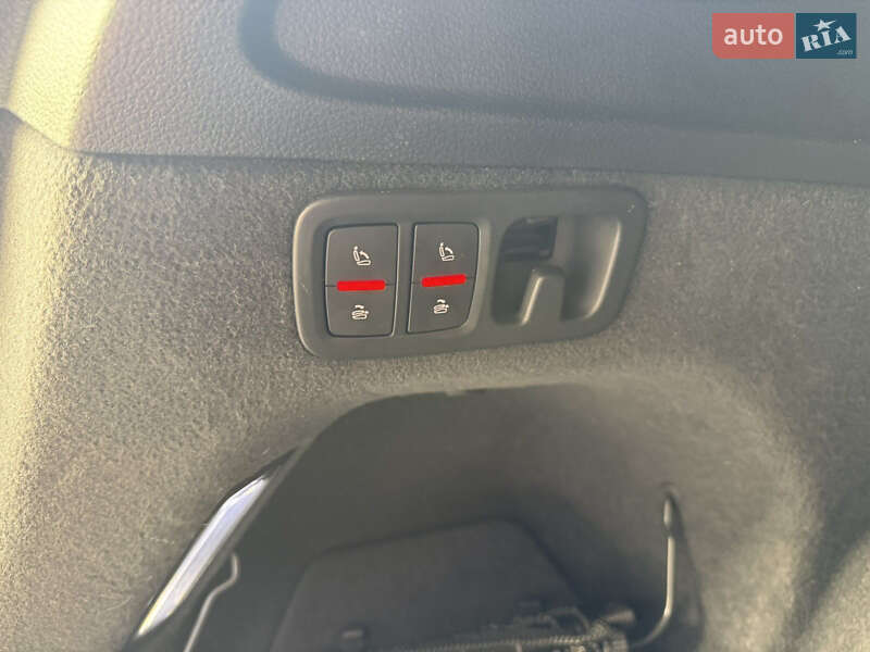 Позашляховик / Кросовер Audi Q7 2017 в Львові фото 13 Позашляховик / Кросовер Audi Q7 2017 в Львові