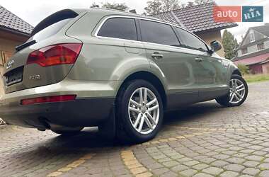 Позашляховик / Кросовер Audi Q7 2007 в 