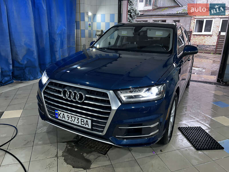 Позашляховик / Кросовер Audi Q7 2018 в Ірпені
