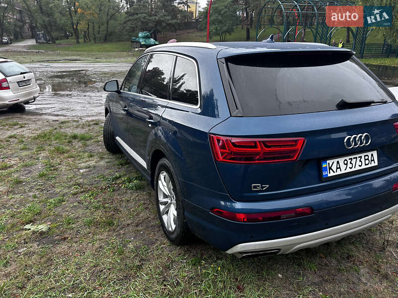 Позашляховик / Кросовер Audi Q7 2018 в Ірпені