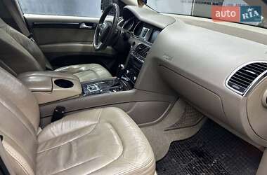 Позашляховик / Кросовер Audi Q7 2007 в 