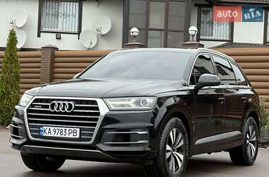 Позашляховик / Кросовер Audi Q7 2016 в 