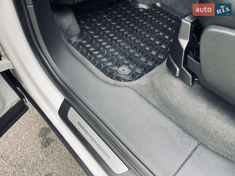 Внедорожник / Кроссовер Audi Q7 2019 в Киеве