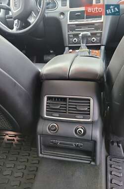 Позашляховик / Кросовер Audi Q7 2015 в 