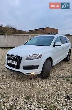 Позашляховик / Кросовер Audi Q7 2015 в Волочиську