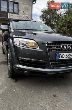 Позашляховик / Кросовер Audi Q7 2008 в 