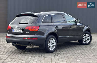 Позашляховик / Кросовер Audi Q7 2008 в 