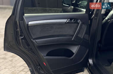 Позашляховик / Кросовер Audi Q7 2008 в 