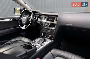 Позашляховик / Кросовер Audi Q7 2008 в 