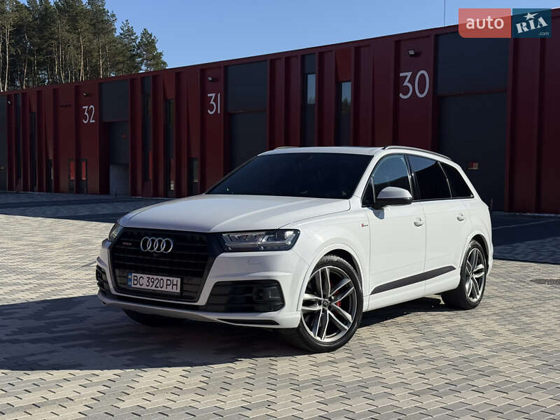 Внедорожник / Кроссовер Audi Q7 2017 в Львове
