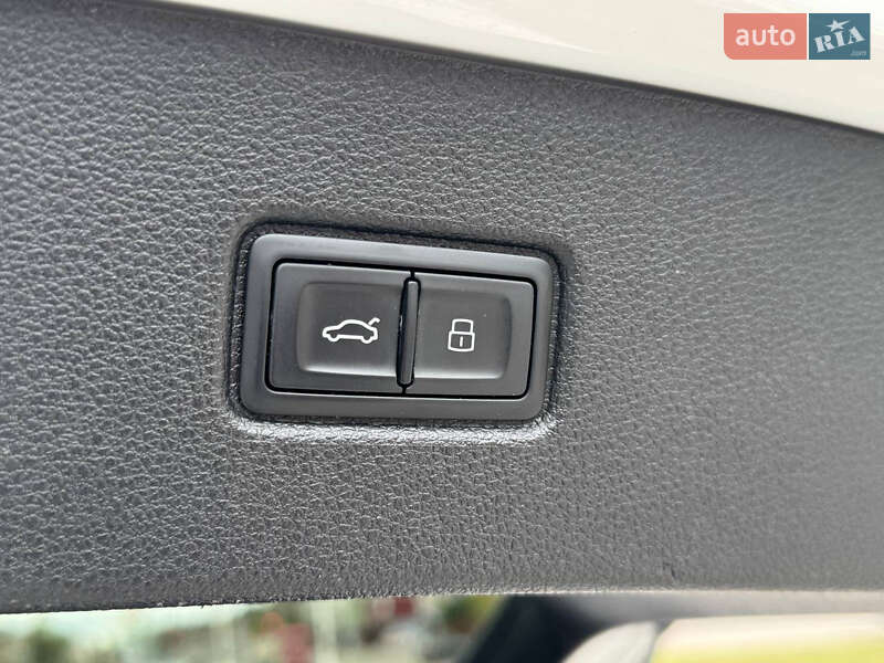 Позашляховик / Кросовер Audi Q7 2016 в Сумах